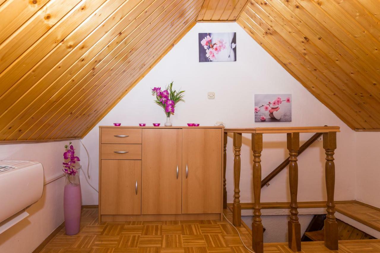Apartma Priska1700